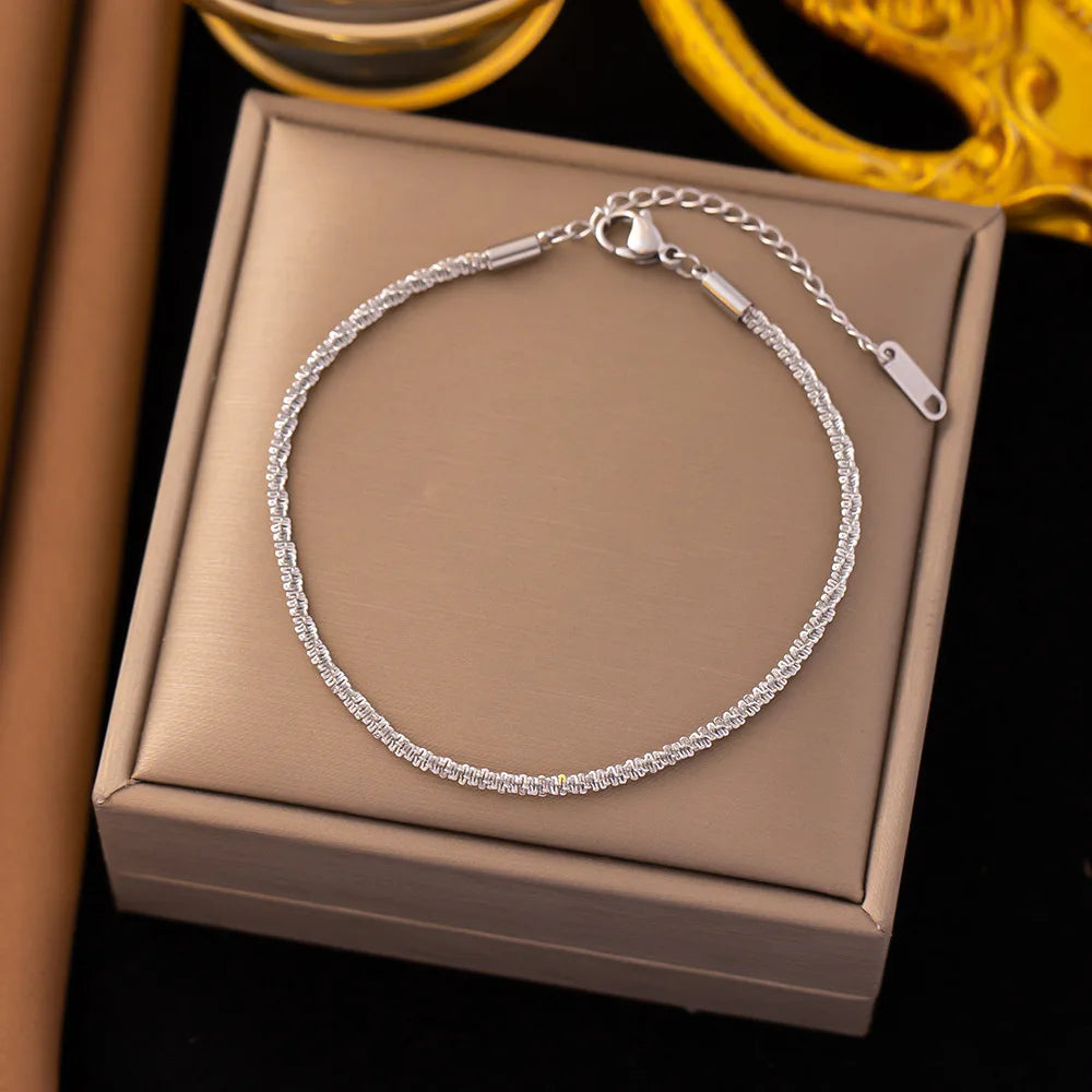 Radiant Knot Cuff